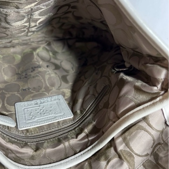 Coach cream leather crossbody bag 12"x11.5 - Picture 5 of 6